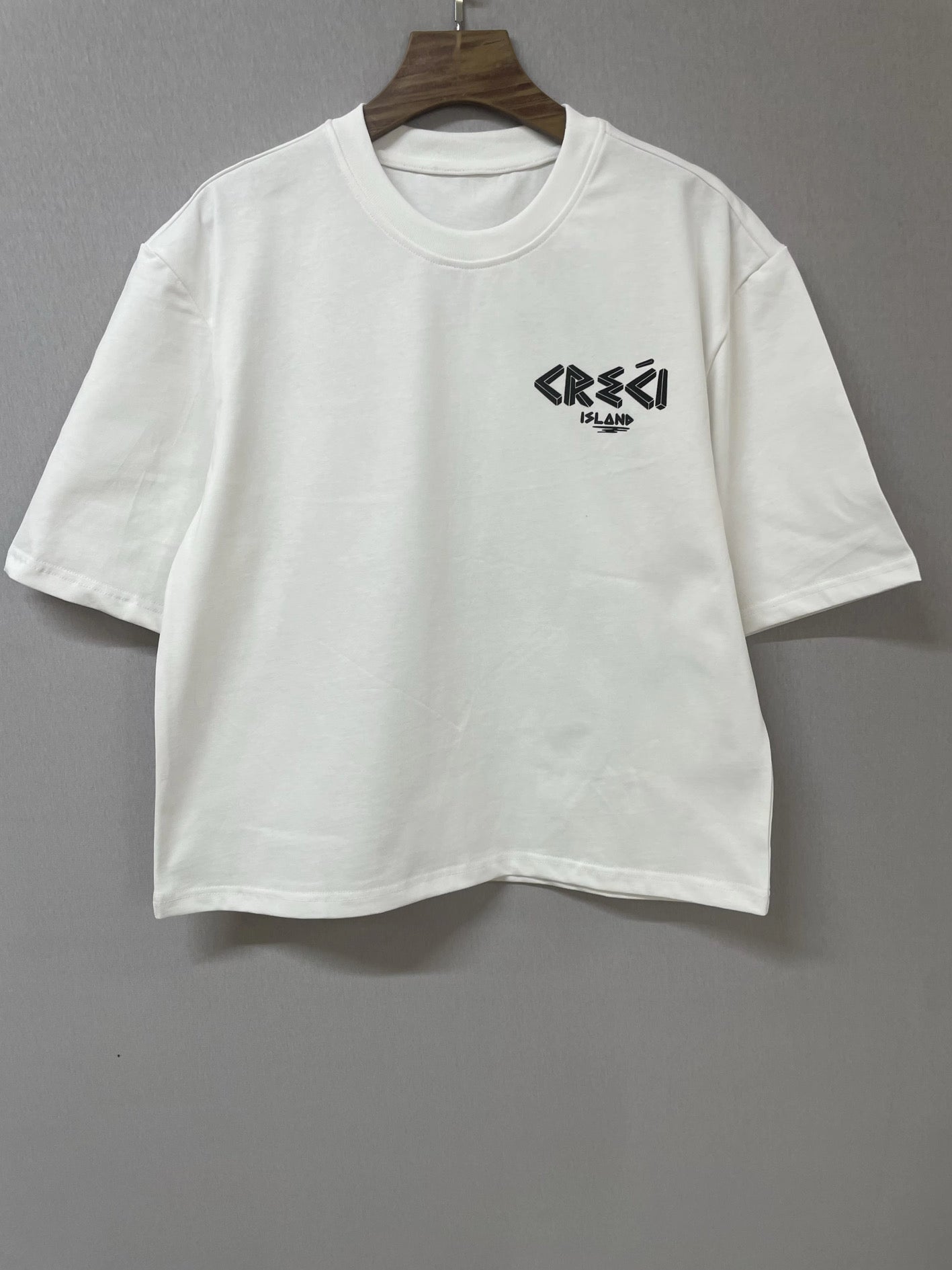 Creci Island Essentials Tee